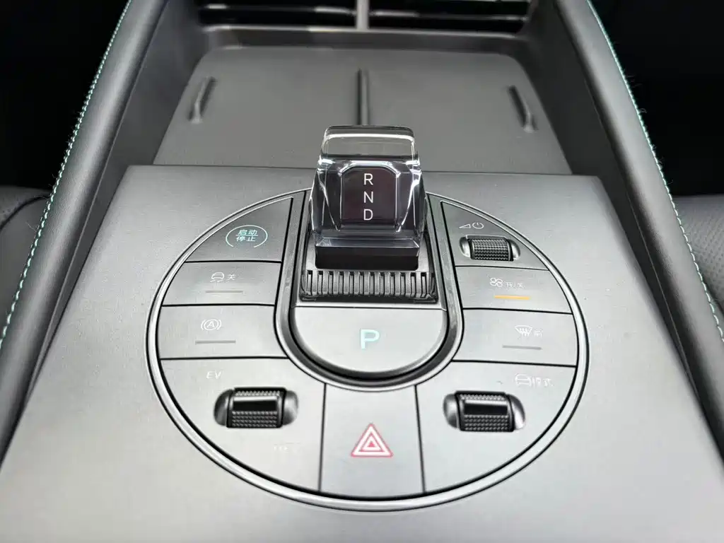 BYD Seal 06 2024 — фото 13