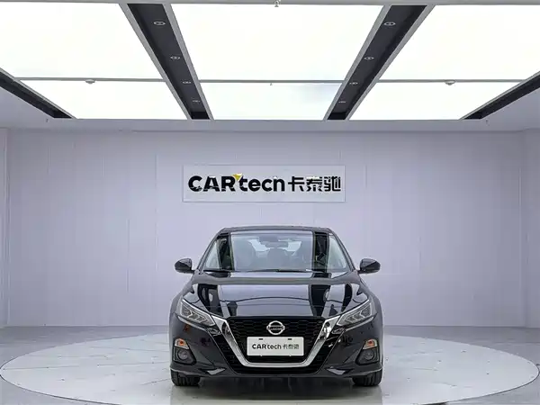 Nissan Teana 2021