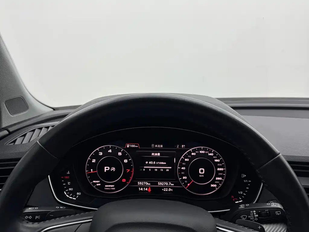 Audi Q5L 2018 — фото 10