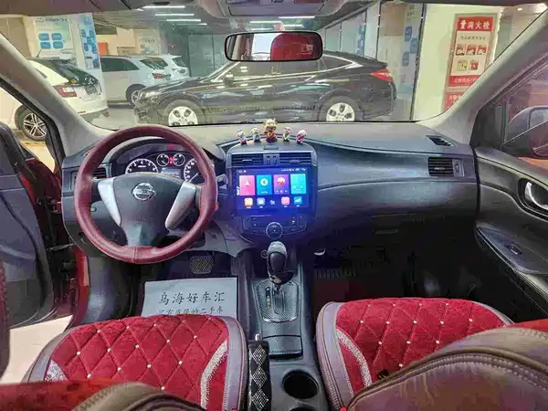 Nissan Tiida 2014