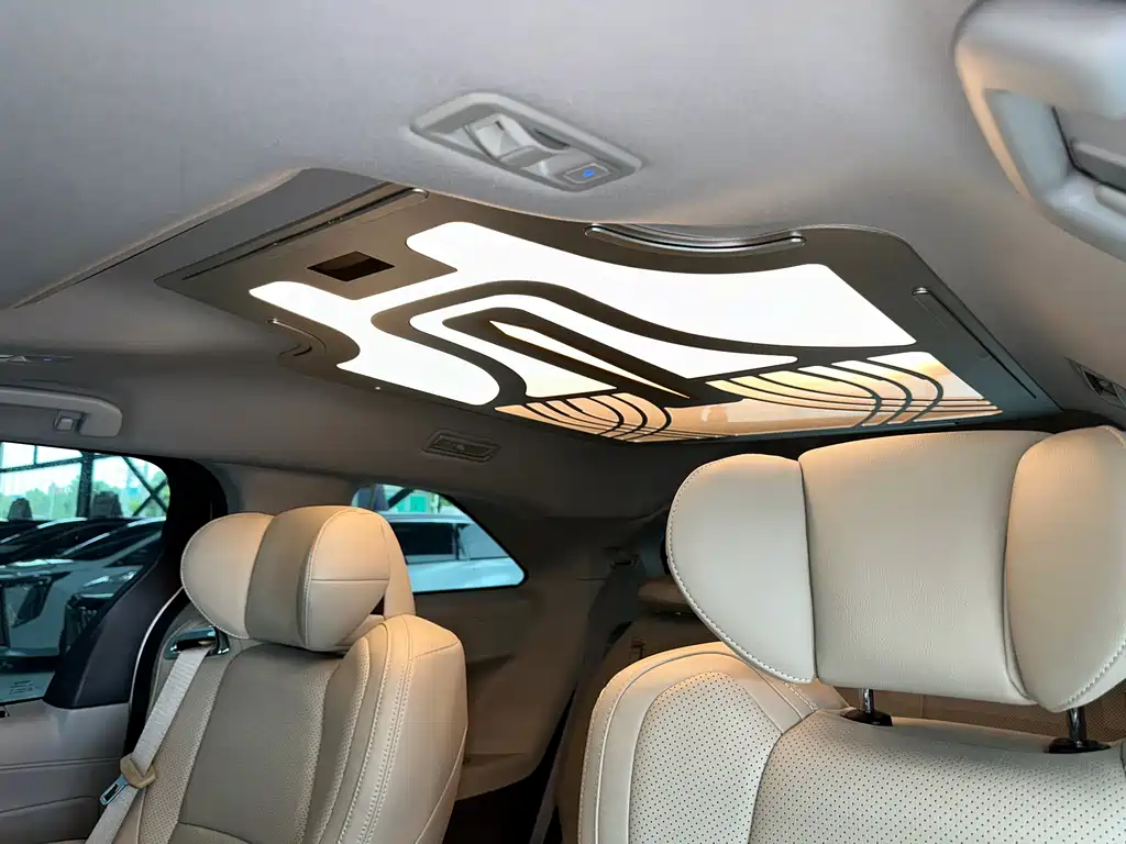 Toyota Sienna 2022 — фото 20