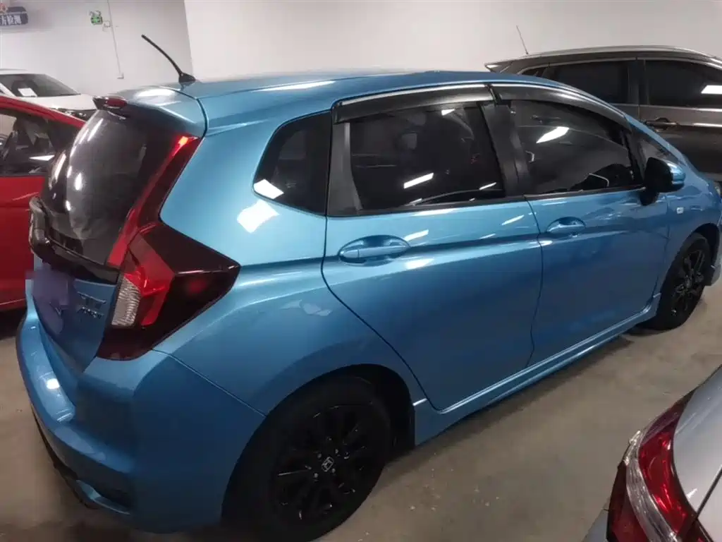 Honda Fit 2018 — фото 7