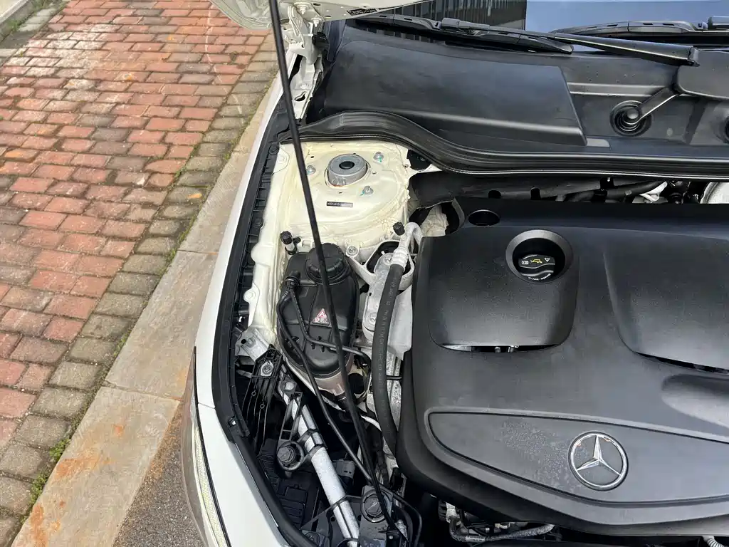 Mercedes-Benz CLA 2018 — фото 33