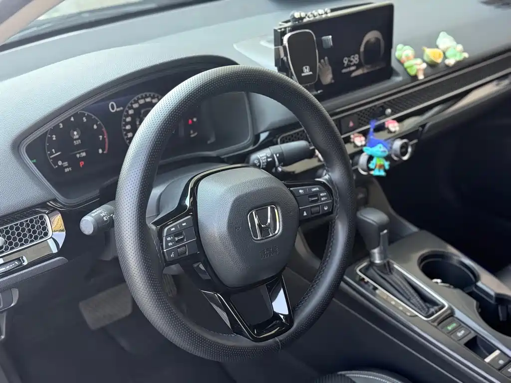Honda Civic 2023 — фото 19
