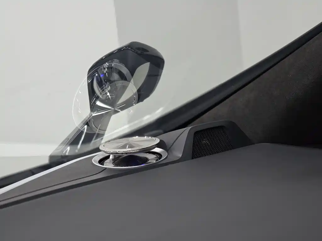 Toyota Alphard 2019 — фото 12