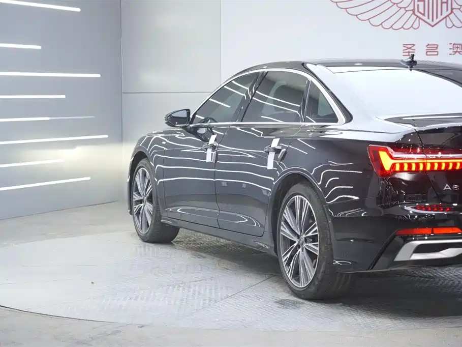 Audi A6L 2024 — фото 5