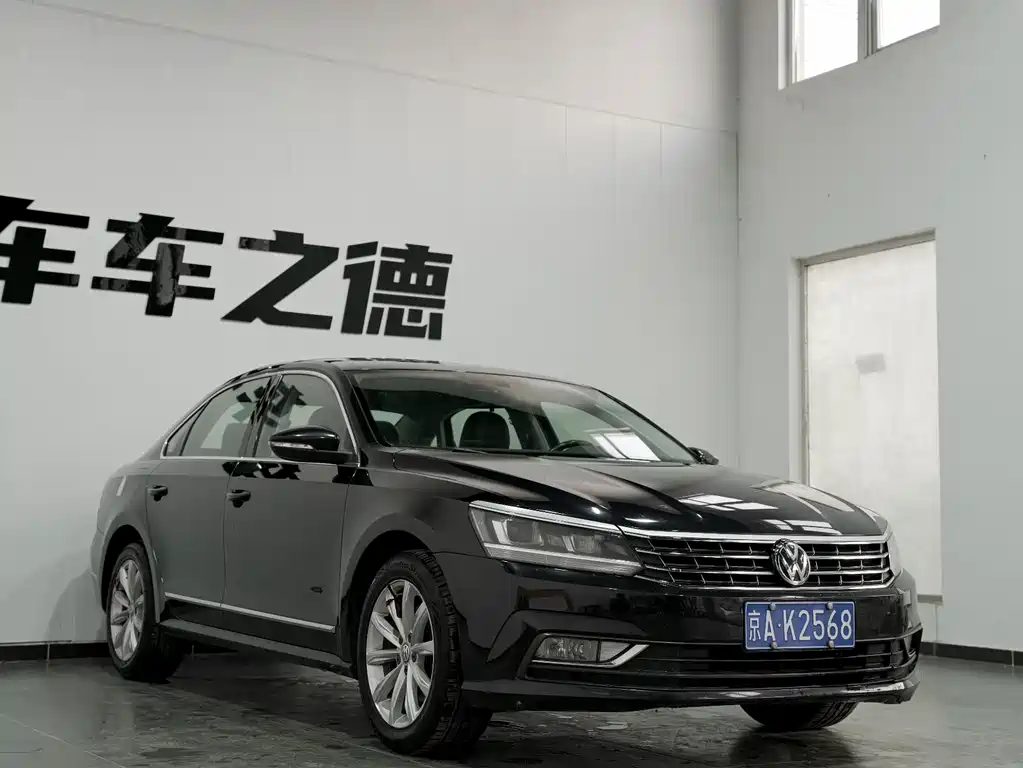 Volkswagen Passat 2017 — фото 2