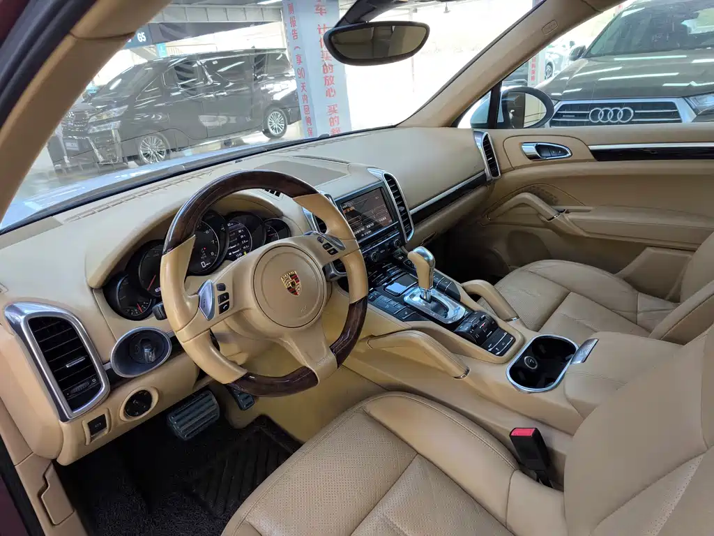 Porsche Cayenne 2013 — фото 14