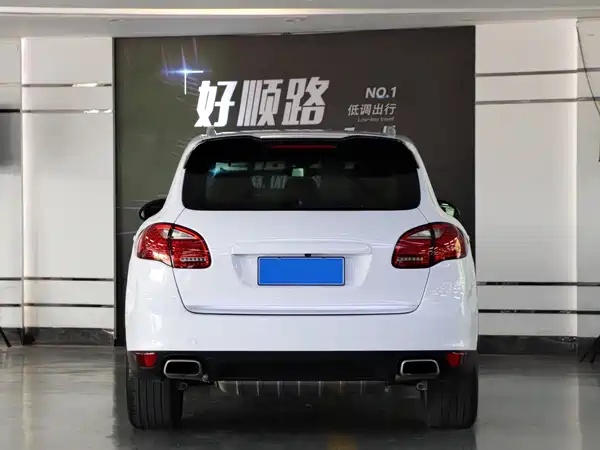 Porsche Cayenne 2011