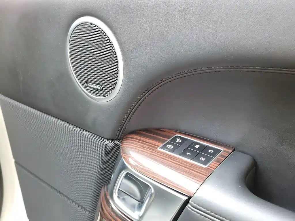 Land Rover Range Rover 2014 — фото 15
