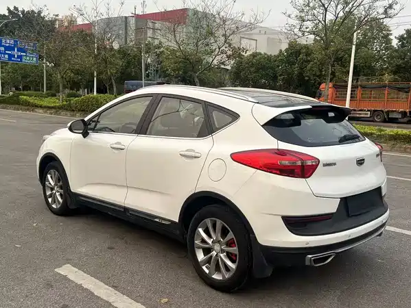 Geely Emgrand GS 2018