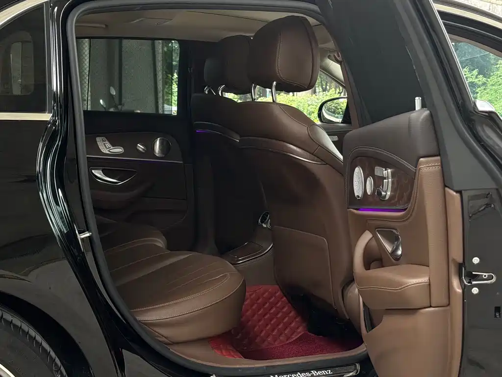 Mercedes-Benz E-Class 2020