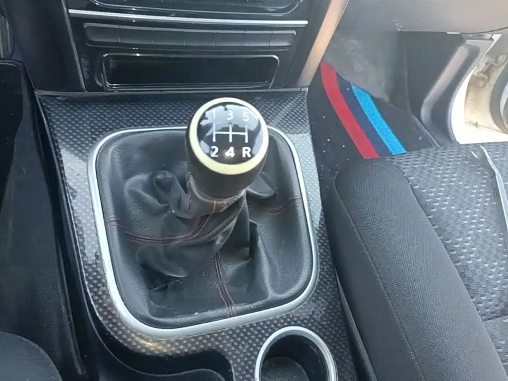 Haval H5 Classic 2015 — фото 14