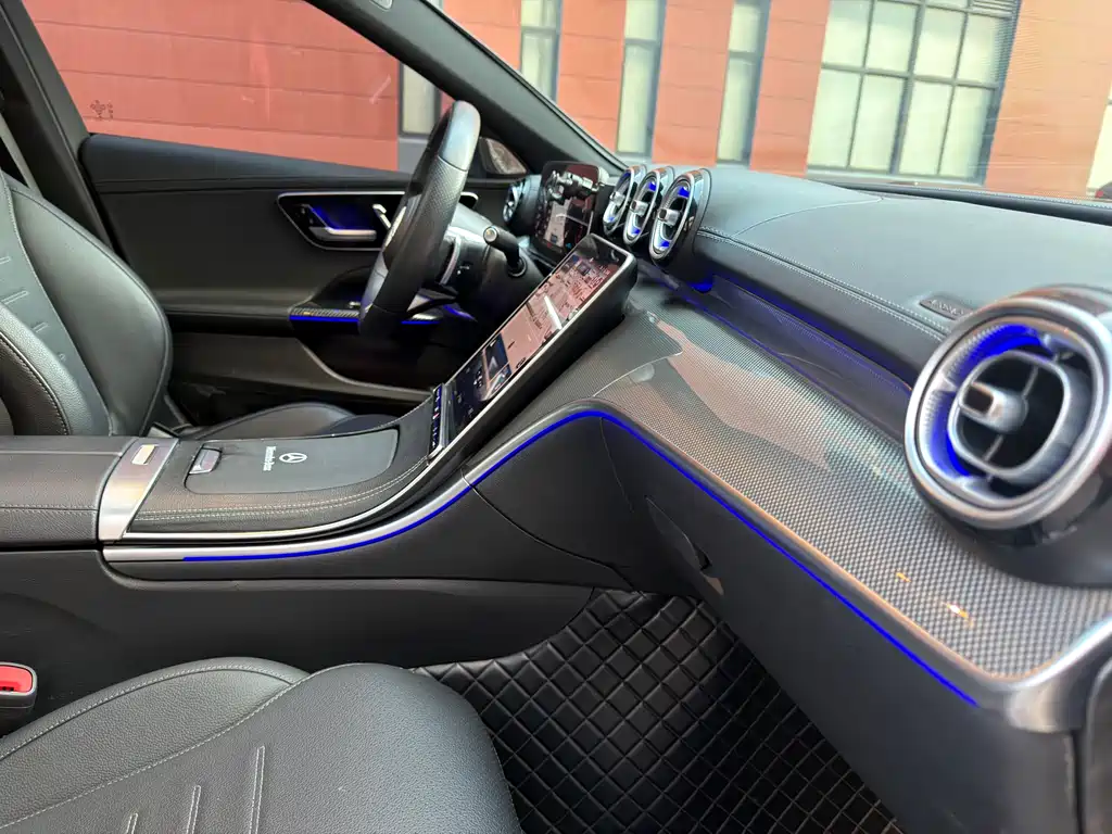 Mercedes-Benz C-Class 2022 — фото 12