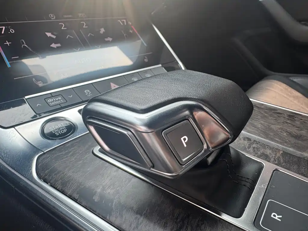 Audi A6L 2021 — фото 18