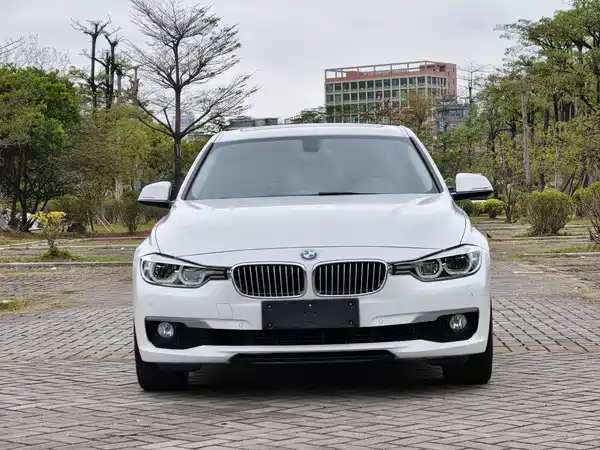 BMW 3 Series 2018