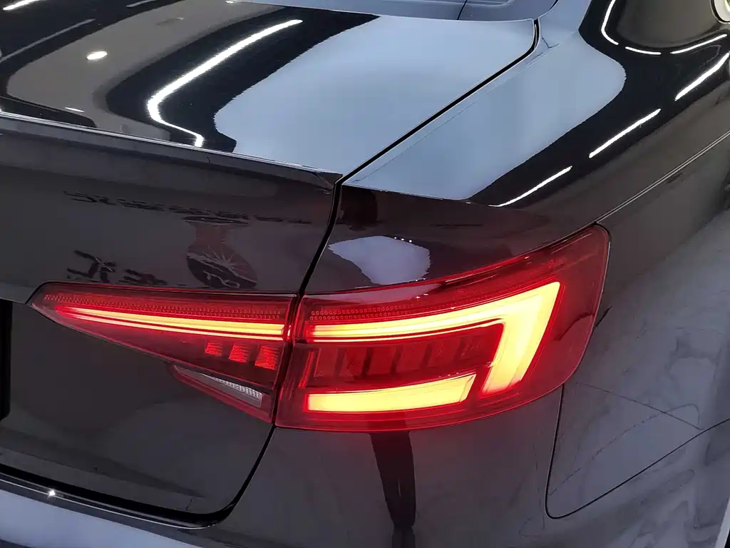 Audi S4 2019 — фото 25