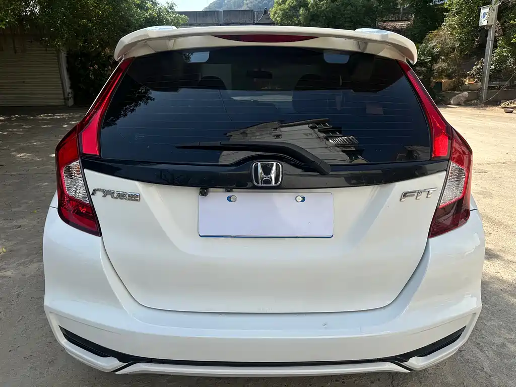 Honda Fit 2018 — фото 7