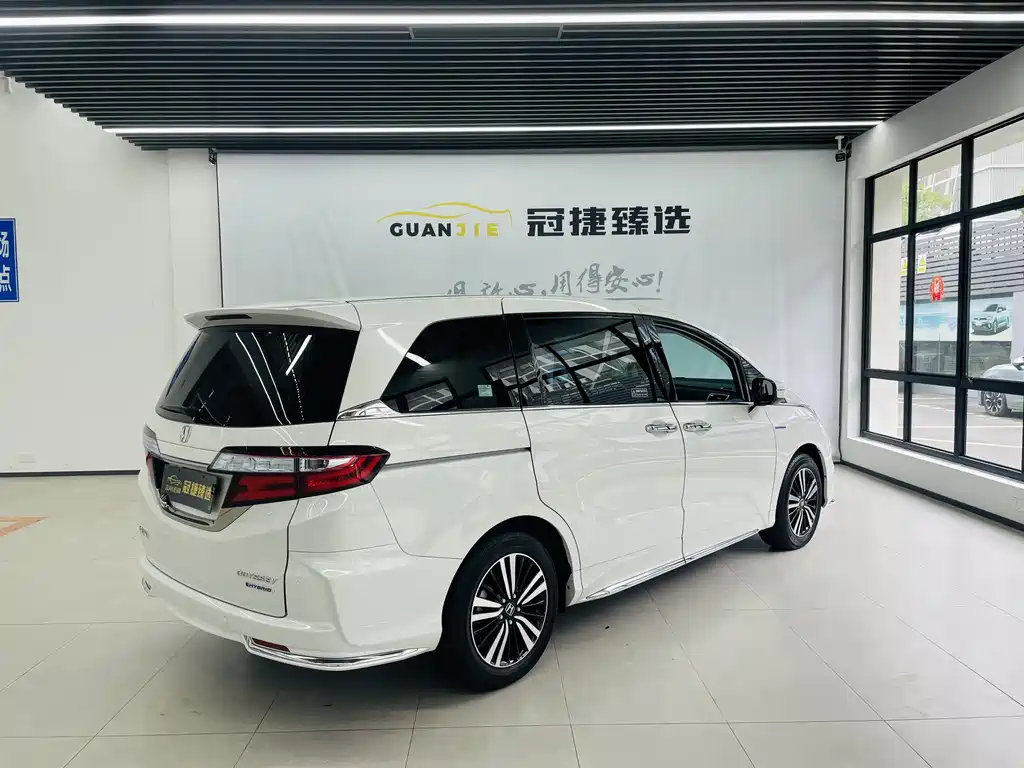Honda Odyssey 2021 — фото 17