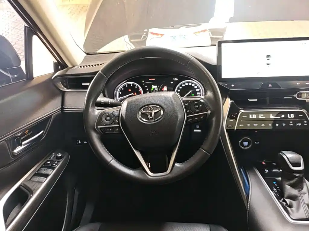 Toyota Harrier 2022 — фото 11
