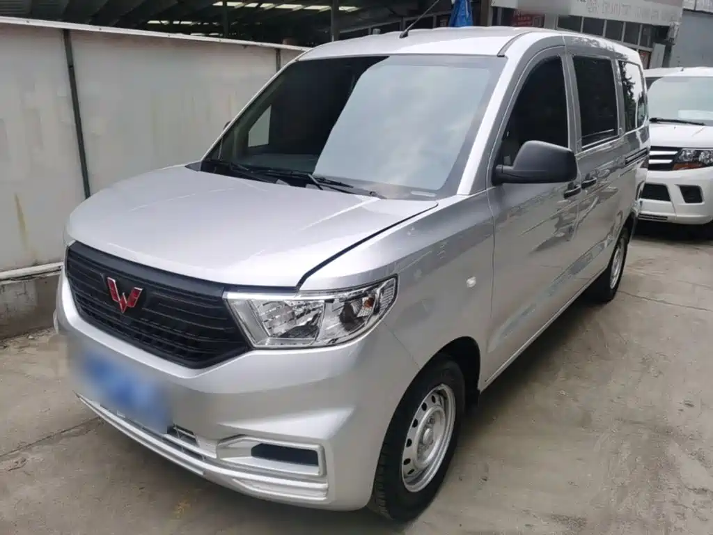 Wuling Hongguang V 2025