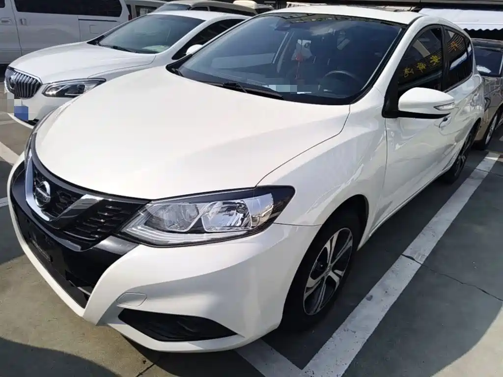 Nissan Tiida 2019 — фото 1