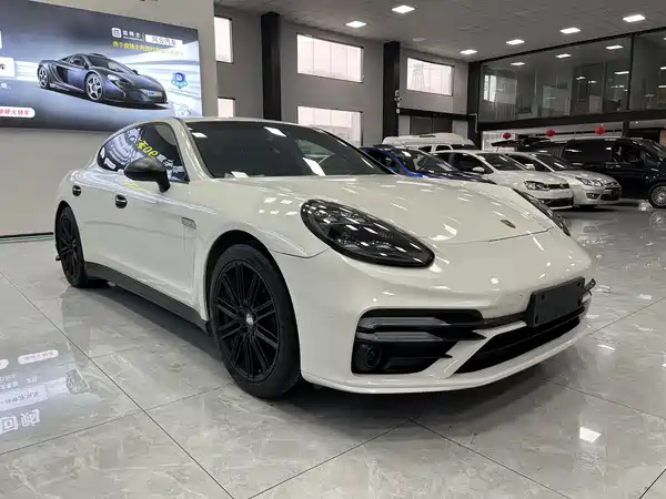 Porsche Panamera 2012