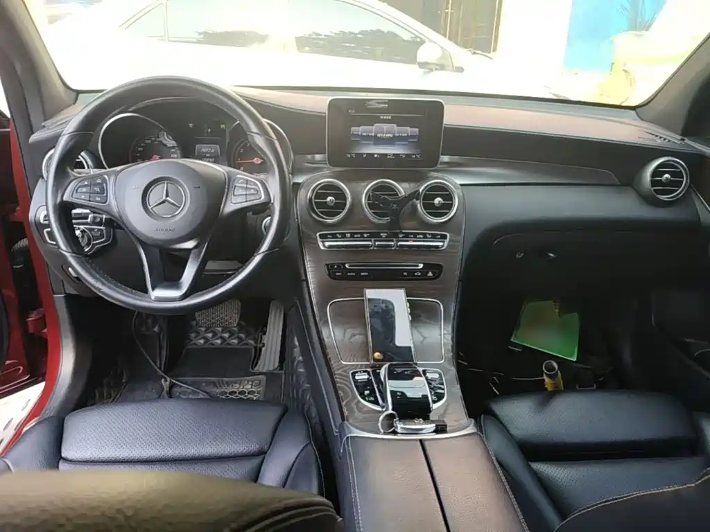 Mercedes-Benz GLC 2016