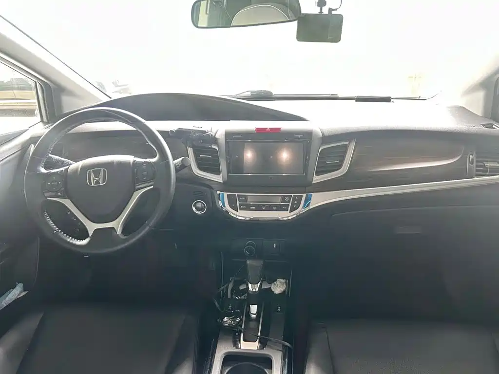 Honda Jade 2017 — фото 6