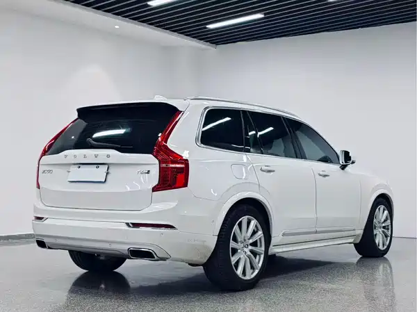 Volvo XC90 2017
