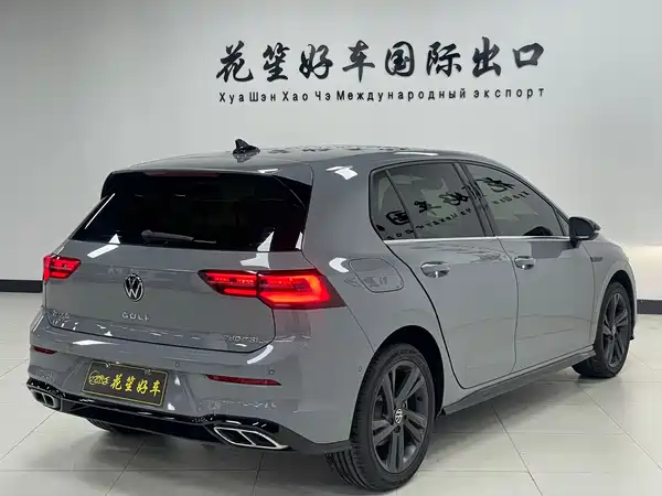 Volkswagen Golf 2024