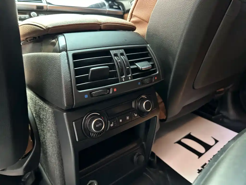 BMW X6 2013 — фото 17