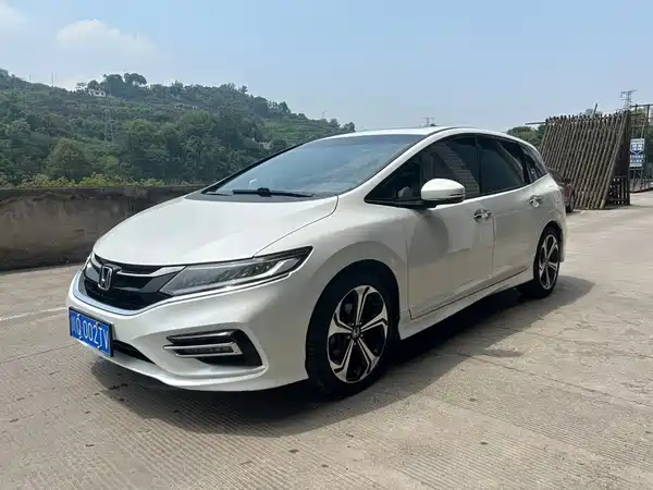 Honda Jade 2017