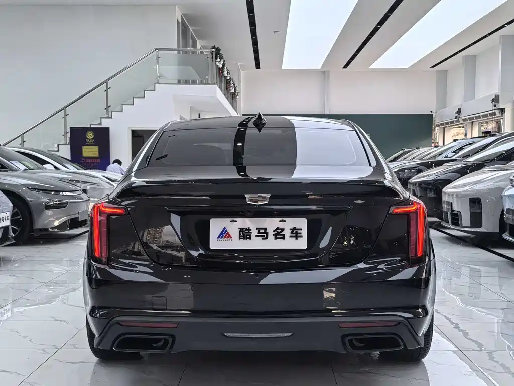 Cadillac CT5 2023 — фото 13