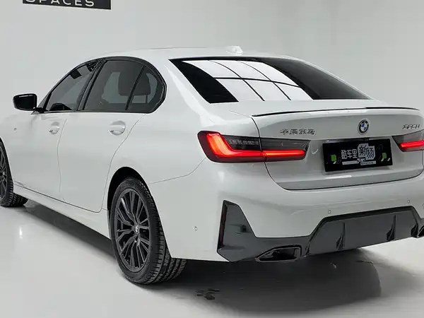 BMW 3 Series 2023