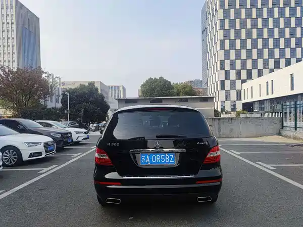 Mercedes-Benz R-Class 2017