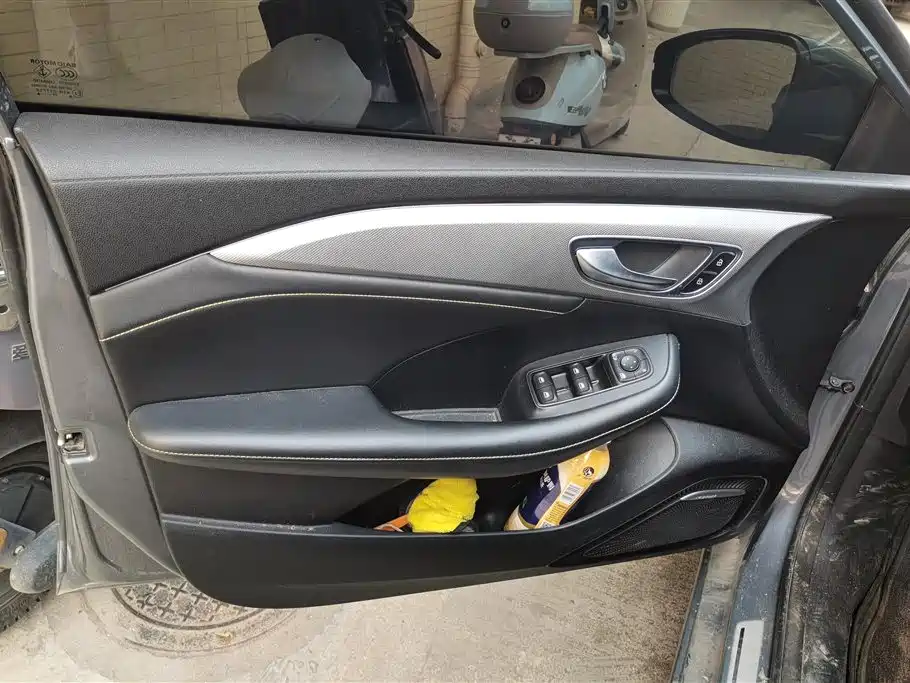 Roewe i6 MAX 2020 — фото 7
