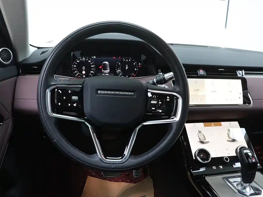 Land Rover Evoque 2022 — фото 29