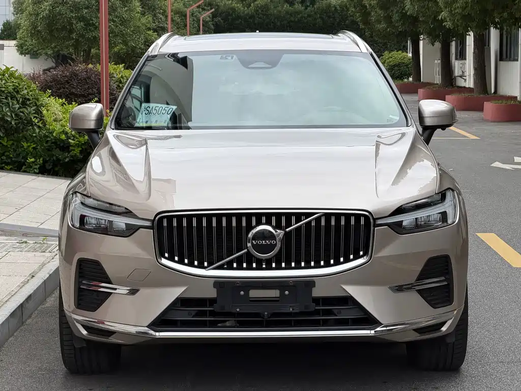 Volvo XC60 2022