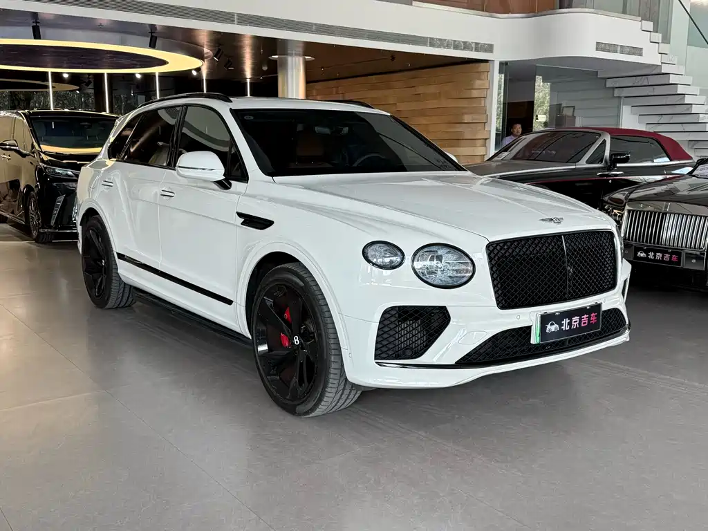 Bentley Bentayga PHEV 2021