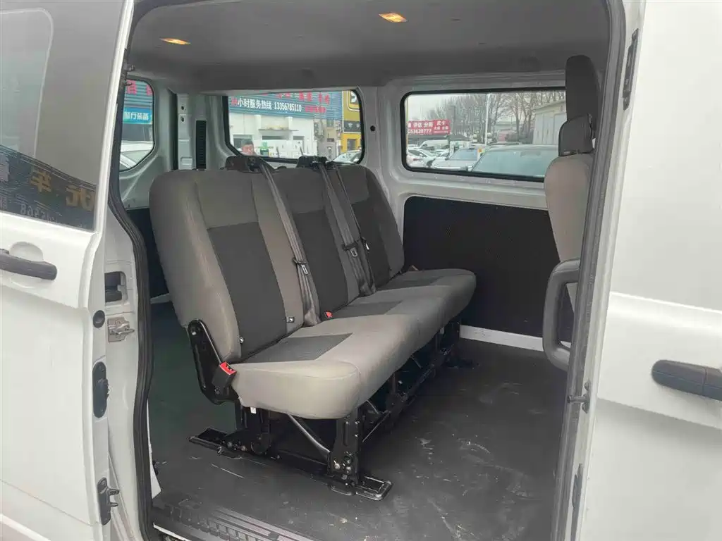 Ford Transit 2020 — фото 10