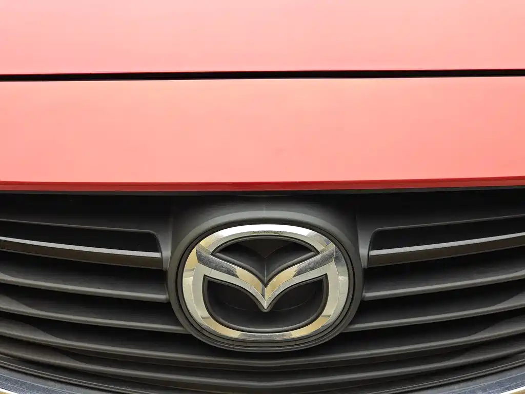 Mazda Atenza 2015