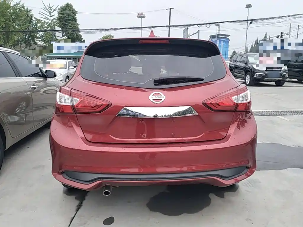 Nissan Tiida 2023