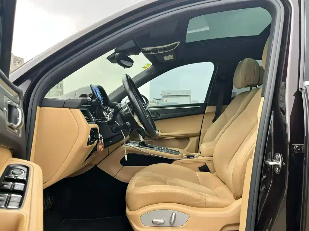 Porsche Macan 2016