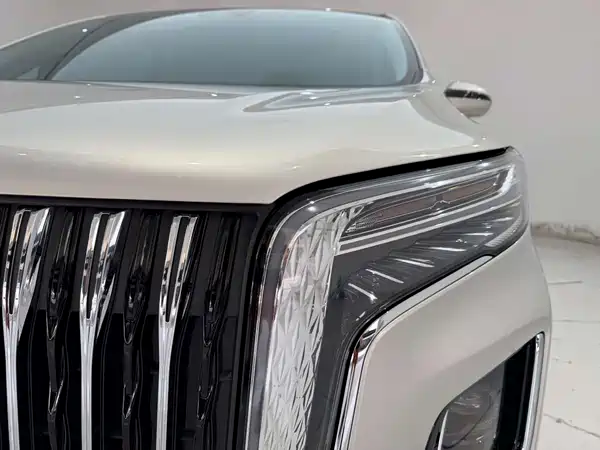 Hongqi HQ9 2023