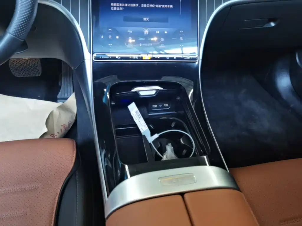 Mercedes-Benz C-Class 2023 — фото 14