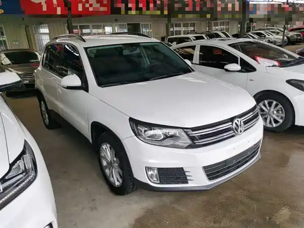 Volkswagen Tiguan 2015