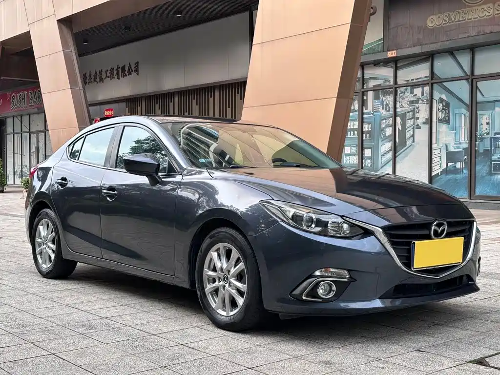 Mazda 3 Axela 2014