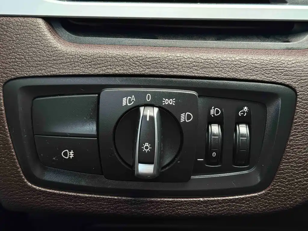 BMW X1 2022 — фото 11