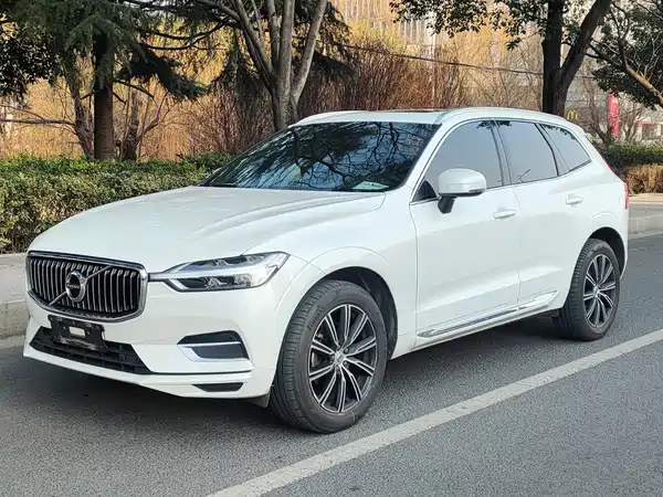 Volvo XC60 2021